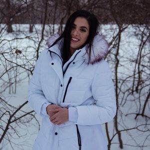London Fog Crisp White Faux Fur Belted 